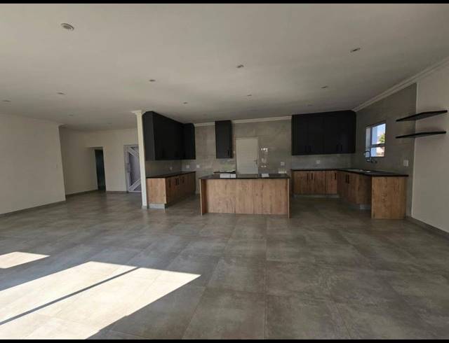 3 BEDROOM HOUSE FOR SALE IN RIVERSPRAY LIFESTYLE ESTATE